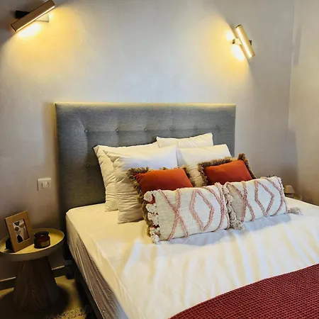 Le Domaine D Isa Maison Elor Nyaraló