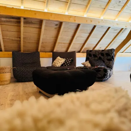 Le Domaine D Isa Maison Elor Nyaraló *